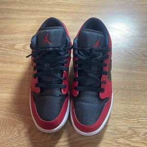 jordan low 1s